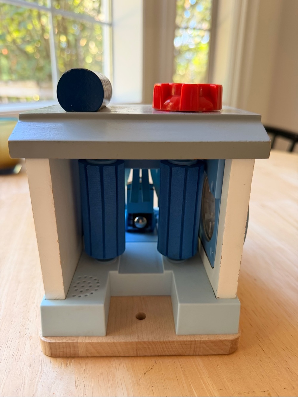 Thomas The Train Wood Car Wash Toy - Picture 6 of 10